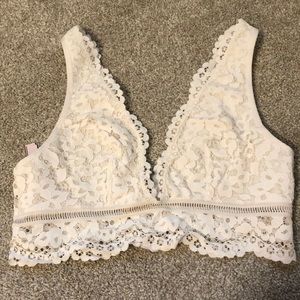 NWT Victoria’s Secret Lace Bra